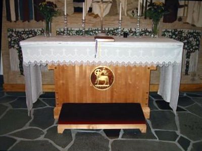 Altare, Föllinge Kyrka